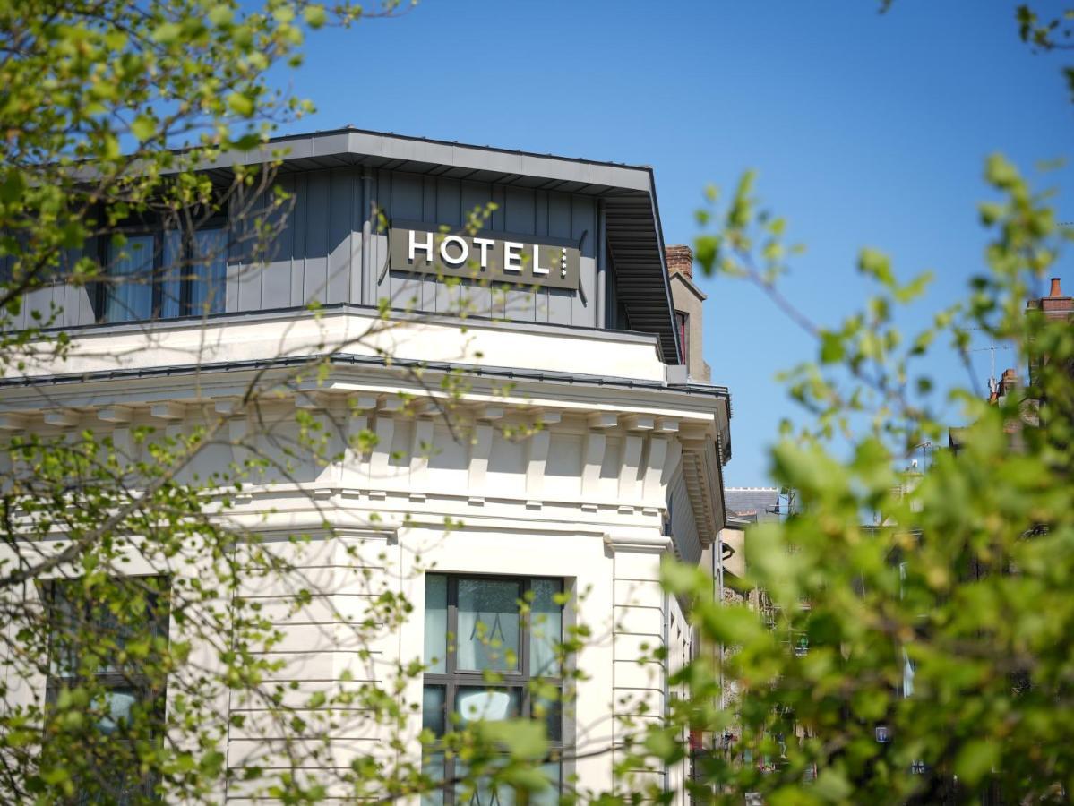 Le Magic Hotel & Spa Vitre  Luaran gambar
