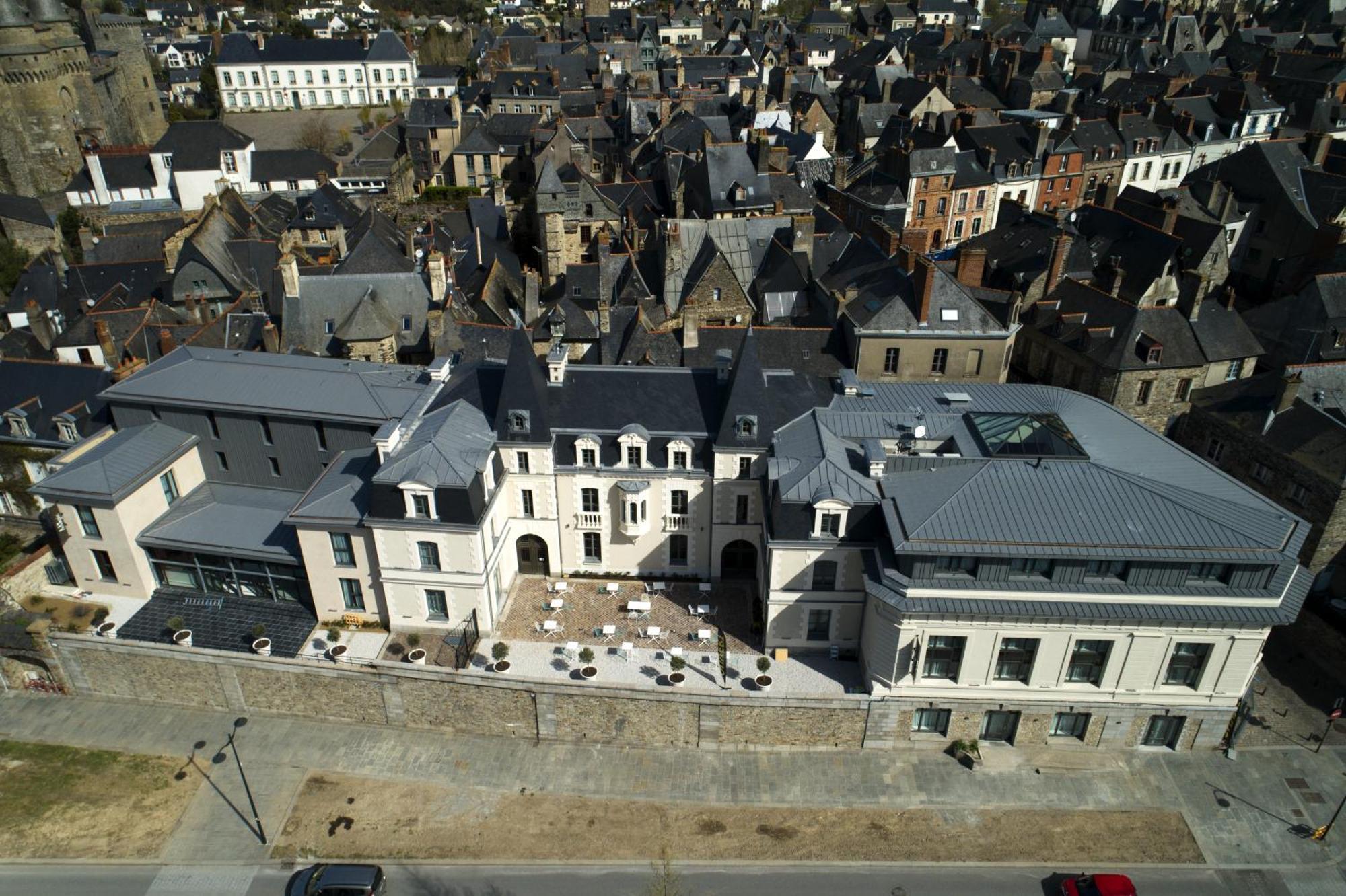 Le Magic Hotel & Spa Vitre  Luaran gambar