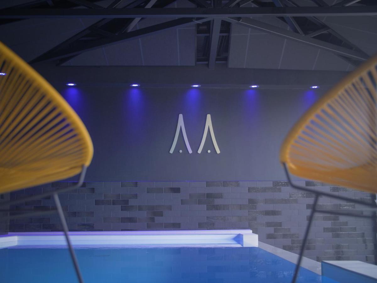 Le Magic Hotel & Spa Vitre  Luaran gambar